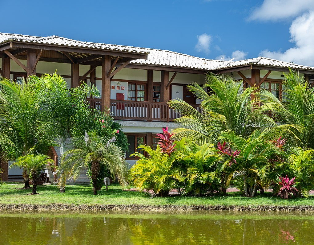 Vila da Enseada · fachadas e paisagismo