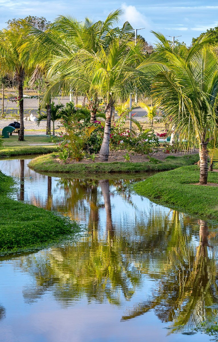 Vila do Lago · ilha e espelho d'água