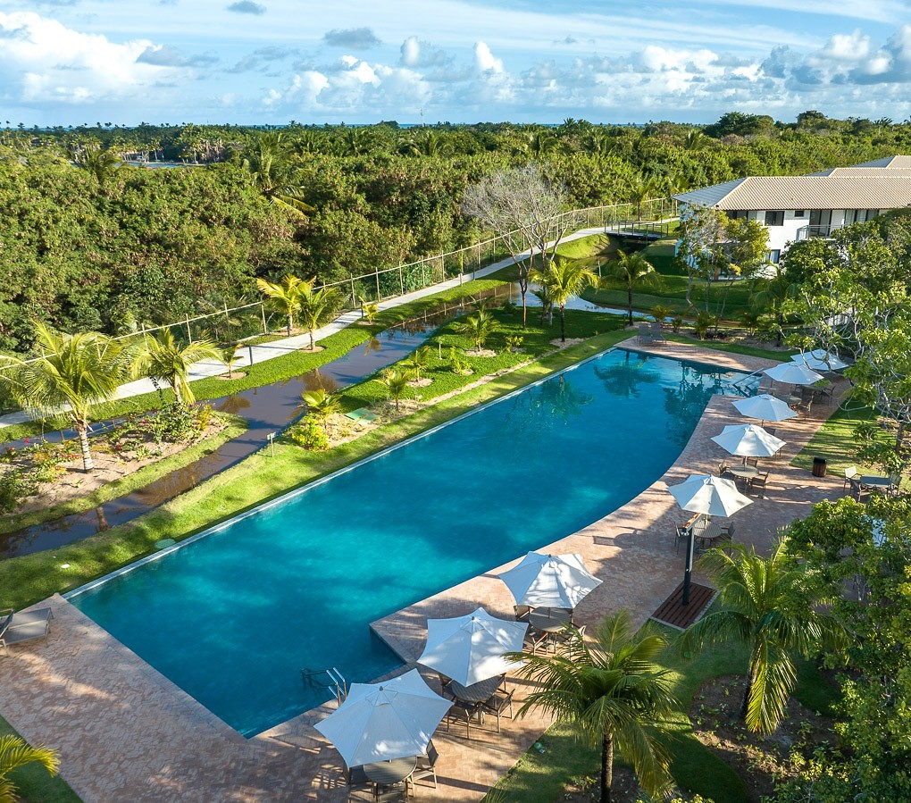 Vila do Lago · piscina e deck